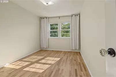 6810 NE Hancock St, Portland, OR 97213 - Photo 24