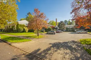 6810 NE Hancock St, Portland, OR 97213 - Photo 34