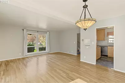 6810 NE Hancock St, Portland, OR 97213 - Photo 8