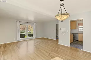 6810 NE Hancock St, Portland, OR 97213 - Photo 8