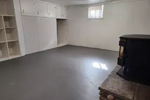 80199 Emigrant St, Wamic, OR 97063 - Photo 12