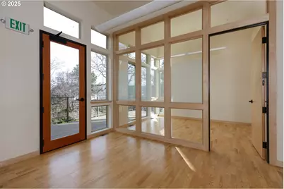 3235 3239 Cascade Ave, Hood River, OR 97031 - Photo 4