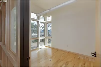 3235 3239 Cascade Ave, Hood River, OR 97031 - Photo 6