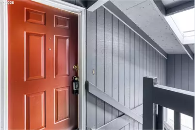 650 SW Meadow Dr #219, Beaverton, OR 97006 - Photo 2