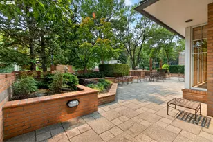 1132 SW 19th Ave, Portland, OR 97205 - Photo 24