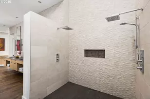 5185 Carman Dr, Lake Oswego, OR 97035 - Photo 24