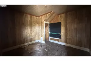 1010 C St, Fossil, OR 97830 - Photo 2