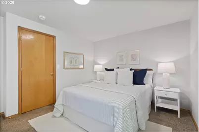13034 SE Sherman St, Portland, OR 97233 - Photo 18