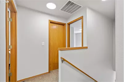 13034 SE Sherman St, Portland, OR 97233 - Photo 16