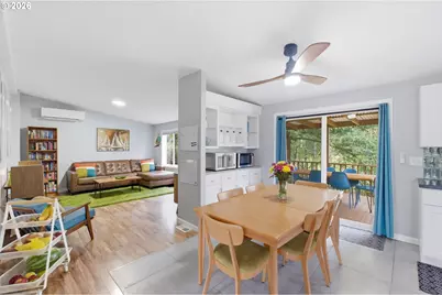 420 NW Rainwater Ln, Albany, OR 97321 - Photo 10