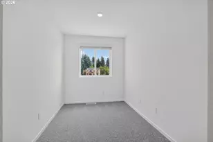 527 Upland Ave, Woodburn, OR 97071 - Photo 20
