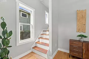2055 N Wygant St, Portland, OR 97217 - Photo 8
