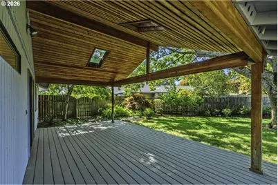 5751 NE Haystack St, Hillsboro, OR 97124 - Photo 28