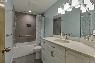 5751 NE Haystack St, Hillsboro, OR 97124 - Photo 26