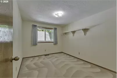 5751 NE Haystack St, Hillsboro, OR 97124 - Photo 22