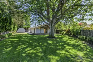 5751 NE Haystack St, Hillsboro, OR 97124 - Photo 34