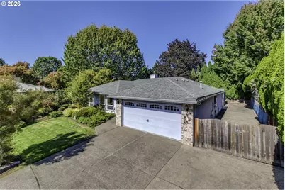 5751 NE Haystack St, Hillsboro, OR 97124 - Photo 2