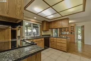 5751 NE Haystack St, Hillsboro, OR 97124 - Photo 8