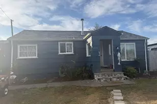 1704 Maple St, Myrtle Point, OR 97458 - Photo 1