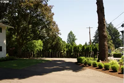 9615 SW Omara St, Portland, OR 97223 - Photo 30