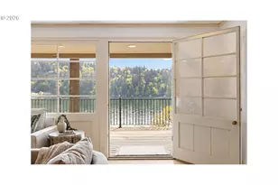 2430 Summit Ct, Lake Oswego, OR 97034 - Photo 14