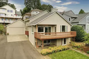 300 Spinnaker Way, Columbia City, OR 97018 - Photo 2