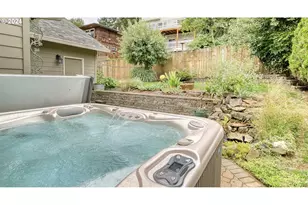 300 Spinnaker Way, Columbia City, OR 97018 - Photo 40