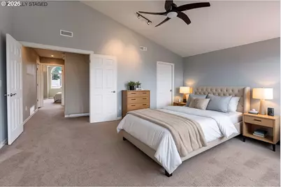 11041 SE Henderson Dr, Portland, OR 97266 - Photo 16