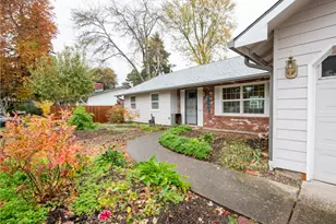 2563 York St, Eugene, OR 97404 - Photo 44