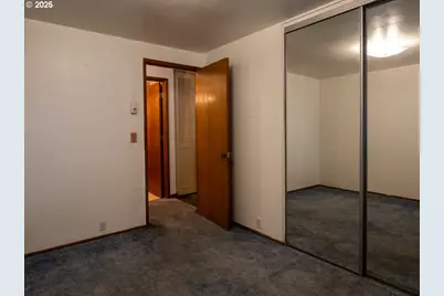 2563 York St, Eugene, OR 97404 - Photo 34