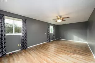 125 Susan St, Myrtle Creek, OR 97457 - Photo 14