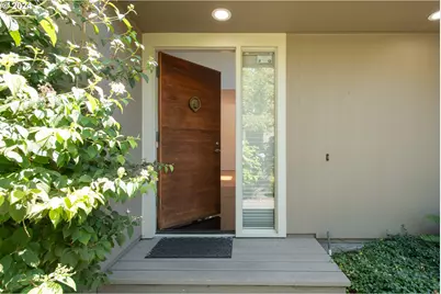 513 N Tomahawk Island Dr, Portland, OR 97217 - Photo 6