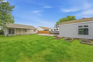 34306 Heron Meadows Dr, Scappoose, OR 97056 - Photo 34