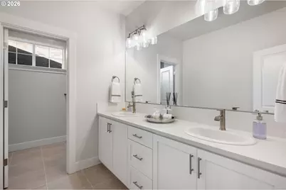 16561 SW Botany Bay Ln, Portland, OR 97224 - Photo 30