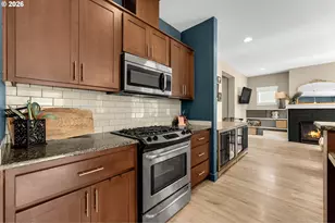 1525 N 8th St, Washougal, WA 98671 - Photo 16