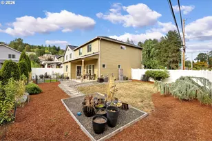 1525 N 8th St, Washougal, WA 98671 - Photo 42