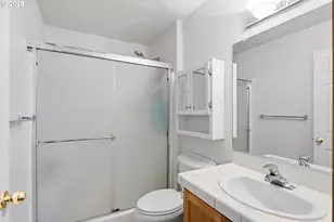 821 E Henry Rd, Newberg, OR 97132 - Photo 16