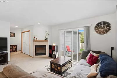 821 E Henry Rd, Newberg, OR 97132 - Photo 12