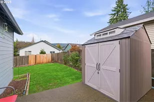 821 E Henry Rd, Newberg, OR 97132 - Photo 18