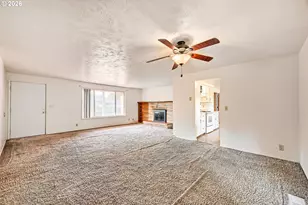 2562 Dover Dr, Eugene, OR 97404 - Photo 12