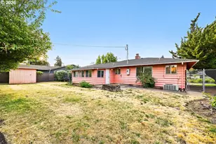 2562 Dover Dr, Eugene, OR 97404 - Photo 34
