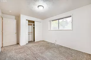 2562 Dover Dr, Eugene, OR 97404 - Photo 24