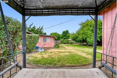 2562 Dover Dr, Eugene, OR 97404 - Photo 22