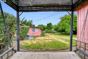 2562 Dover Dr, Eugene, OR 97404 - Photo 22