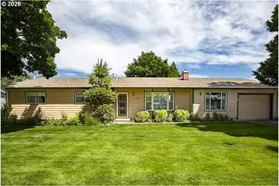 2448 Century Loop, La Grande, OR 97850 - Photo 1