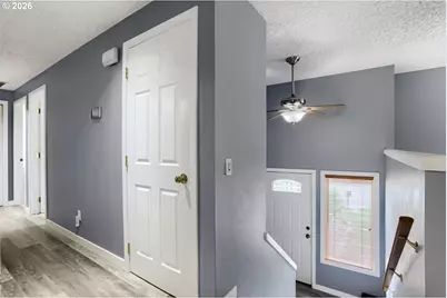 9905 NE Heron Cir, Vancouver, WA 98664 - Photo 4