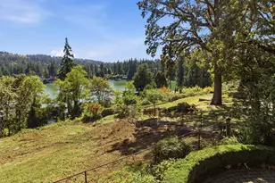 3750 Upper Dr, Lake Oswego, OR 97035 - Photo 2