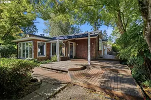 3750 Upper Dr, Lake Oswego, OR 97035 - Photo 38