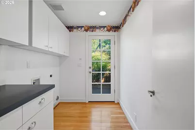 3750 Upper Dr, Lake Oswego, OR 97035 - Photo 20