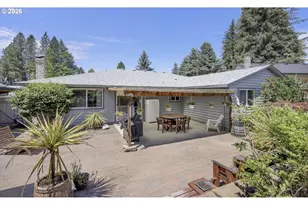 376 NW Jason Ct, Hillsboro, OR 97124 - Photo 26